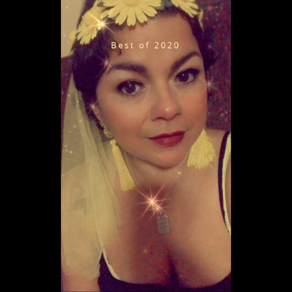 Meet your Posher, Rebecca